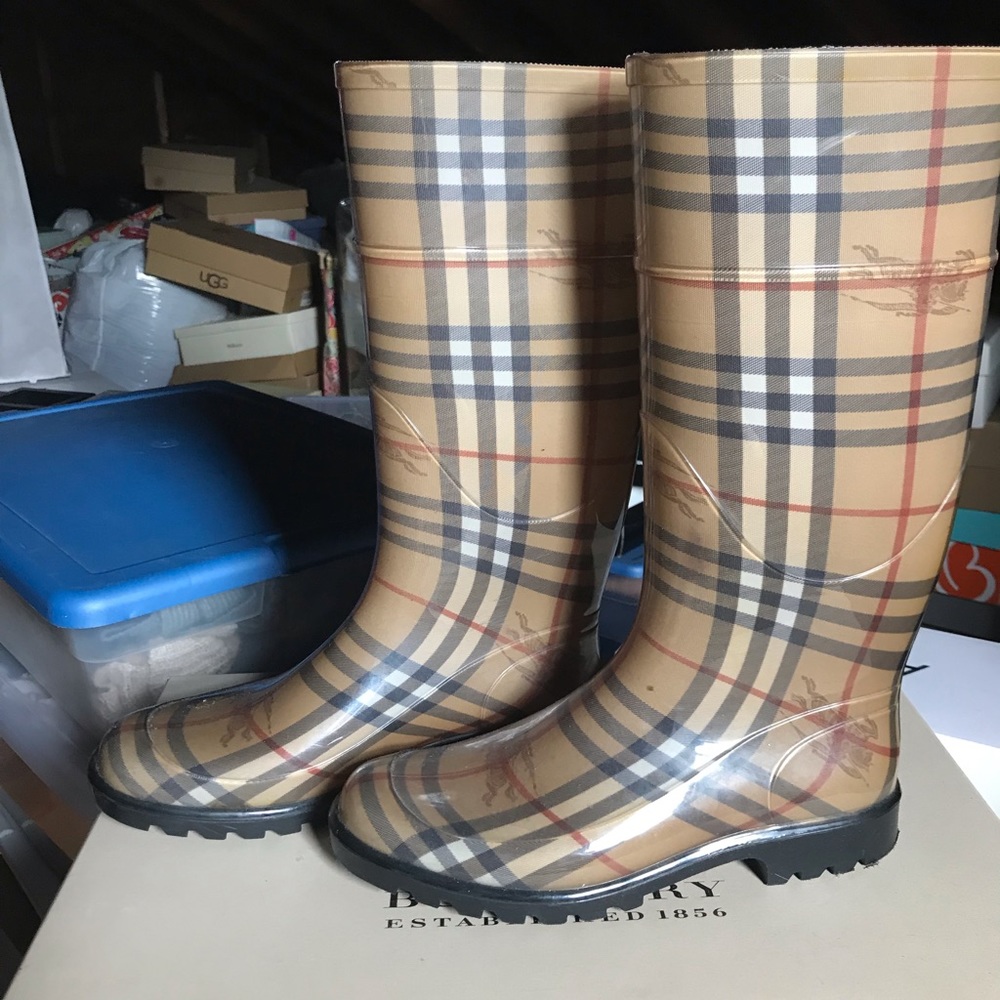 Burberry Haymarket rain boots with original box